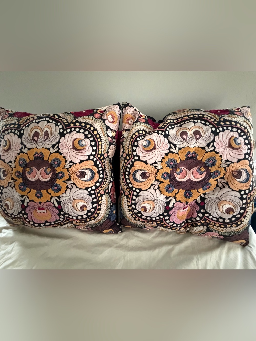 Pottery Barn Black Floral Medallion Embroidered Euro Sham Set of 2